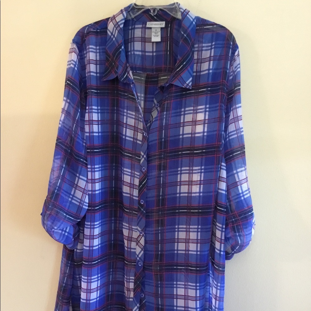 High-low shirt.